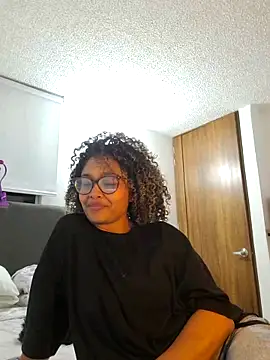 BiiancaEstradaa online show from February 12, 2026, 2:33 am