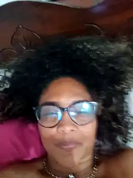 Snapshot of BiiancaEstradaa chatting on March 4, 2026, 3:25 am BiiancaEstradaa online show from March 4, 2026, 3:25 am