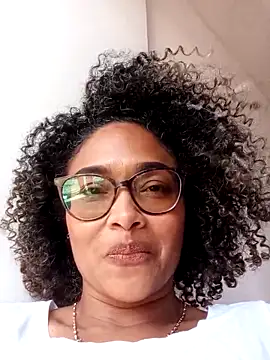 Snapshot of BiiancaEstradaa chatting on March 2, 2026, 9:22 pm BiiancaEstradaa online show from March 2, 2026, 9:22 pm