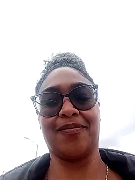 Snapshot of BiiancaEstradaa chatting on September 8, 2025, 3:11 pm BiiancaEstradaa online show from September 8, 2025, 3:11 pm