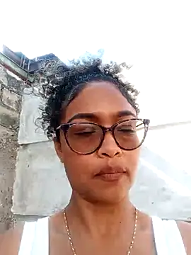 Snapshot of BiiancaEstradaa chatting on March 4, 2026, 8:05 pm BiiancaEstradaa online show from March 4, 2026, 8:05 pm