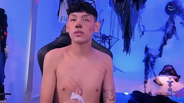 zeus blaze online show from October 15, 2025, 4:48 pm