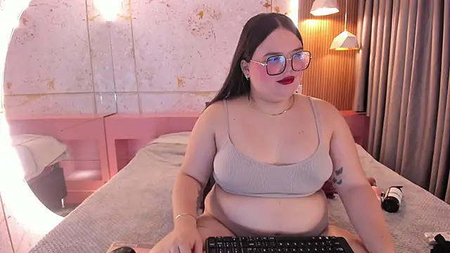 Lushi Love online show from March 2, 2026, 2:34 am