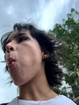 Snapshot of Adry_Bach_ chatting on November 29, 2025, 7:58 pm Adry Bach online show from November 29, 2025, 7:58 pm