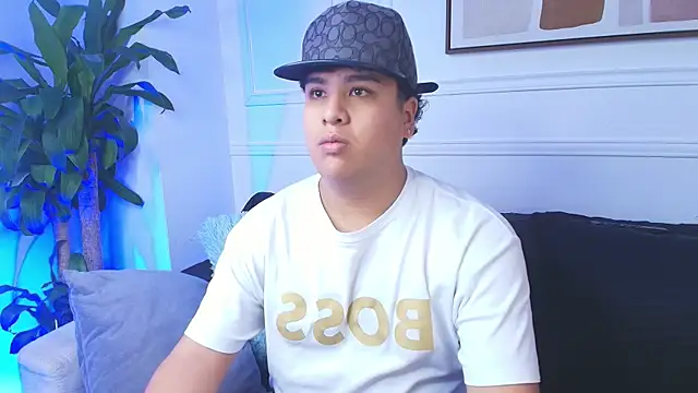 Snapshot of Naim_Bennetsex chatting on October 14, 2025, 7:14 pm Naim Bennetsex online show from October 14, 2025, 7:14 pm