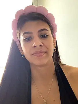 Lenapink19 online show from October 12, 2025, 5:03 pm