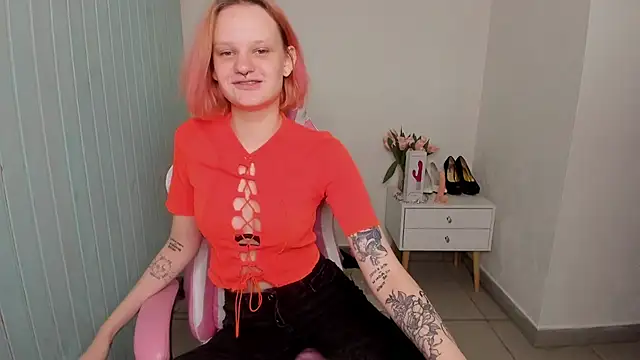 Elieiza xo online show from October 3, 2025, 6:48 am