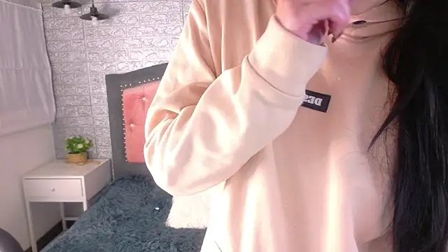 Snapshot of Natalie_loffreda chatting on February 13, 2026, 3:06 am Natalie loffreda online show from February 13, 2026, 3:06 am