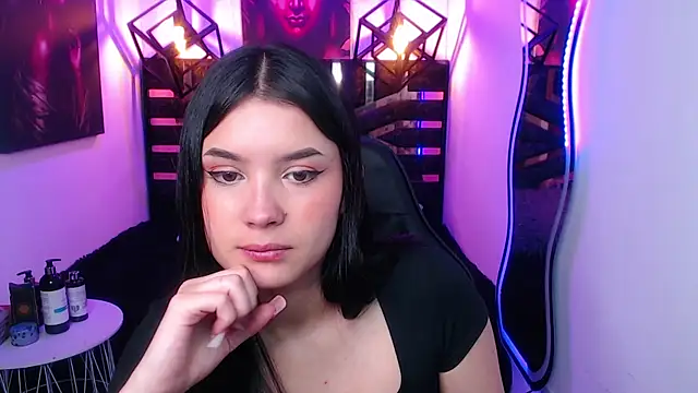 Natalie loffreda online show from May 13, 2026, 7:43 pm