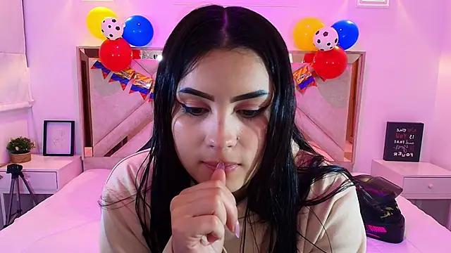 Natalie loffreda online show from July 10, 2026, 8:09 pm