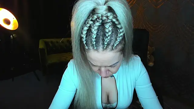 Anna Snows online show from April 28, 2026, 5:12 am