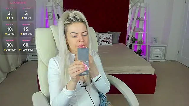 Anna Snows online show from May 3, 2026, 5:34 am