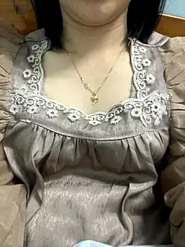 -NhaKy22 online show from November 28, 2025, 1:55 pm