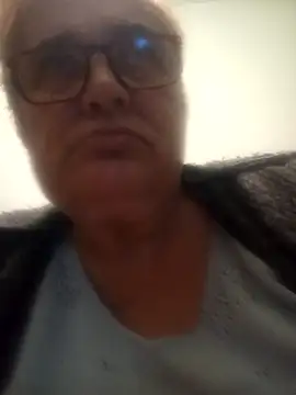 Snapshot of Sonya51561 chatting on September 30, 2025, 4:35 pm Sonya51561 online show from September 30, 2025, 4:35 pm