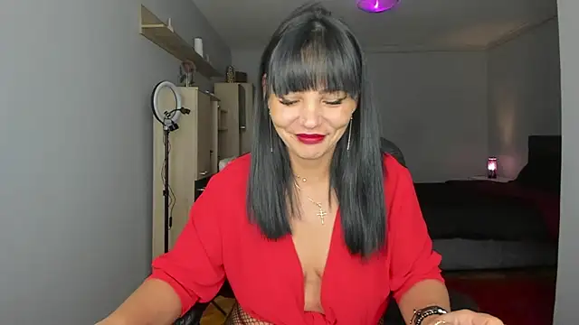 Snapshot of Ella_sweety00 chatting on September 29, 2025, 4:01 pm Ella sweety00 online show from September 29, 2025, 4:01 pm
