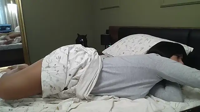Ella sweety00 online show from May 21, 2026, 2:03 pm