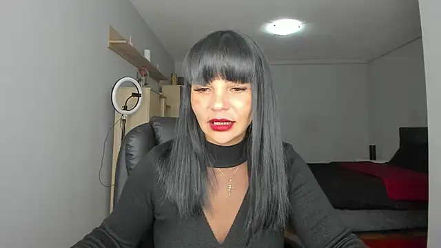 Snapshot of Ella_sweety00 chatting on September 28, 2025, 4:25 pm Ella sweety00 online show from September 28, 2025, 4:25 pm