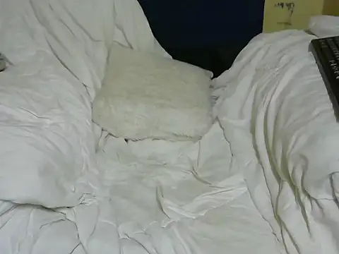 Snapshot of Moningexz123 chatting on September 13, 2025, 11:21 am Moningexz123 online show from September 13, 2025, 11:21 am