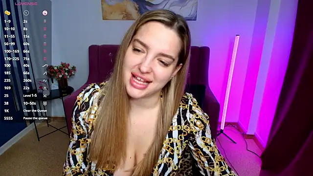 Emma  Ross online show from May 25, 2026, 1:49 am