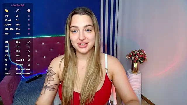 Snapshot of Emma__Ross chatting on March 2, 2026, 6:14 am Emma Ross online show from March 2, 2026, 6:14 am