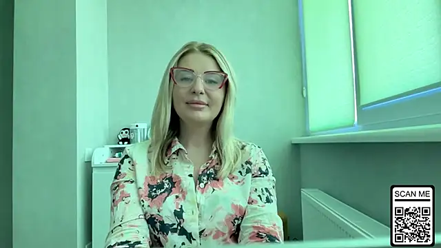 Blondie xoxoxo online show from July 14, 2026, 9:36 am