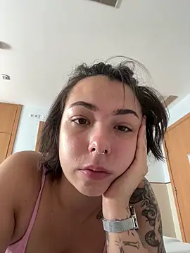 Snapshot of Kitty5348 chatting on September 29, 2025, 7:59 am Kitty5348 online show from September 29, 2025, 7:59 am