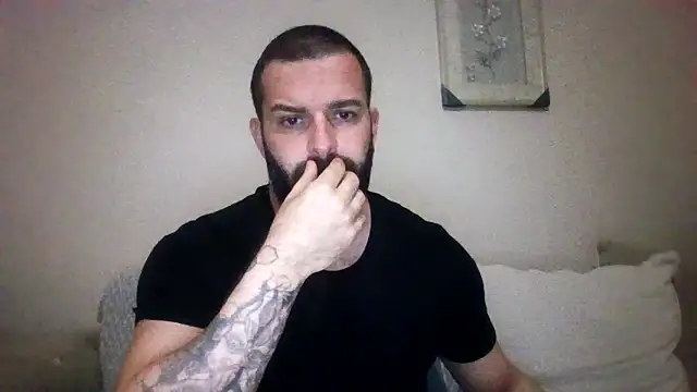 Snapshot of kean2365 chatting on April 7, 2026, 10:00 pm kean2365 online show from April 7, 2026, 10:00 pm