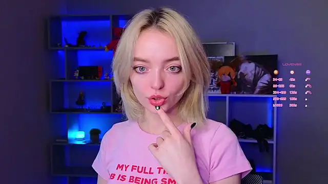 ShizukaBlanche online show from September 15, 2025, 3:07 am