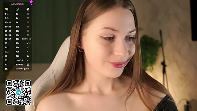 Snapshot of Stella_of_steel chatting on May 4, 2026, 10:40 am Stella of steel online show from May 4, 2026, 10:40 am