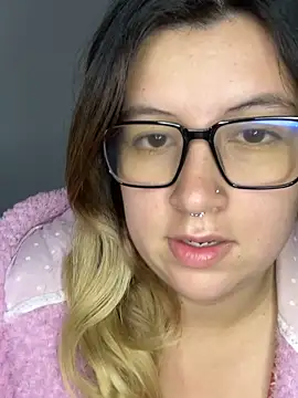 Blair Bunnyy online show from March 27, 2026, 7:39 am