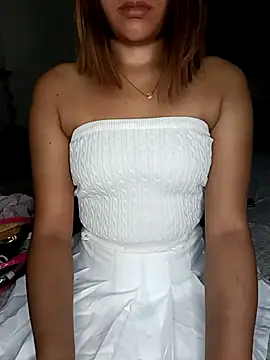 Snapshot of Cutie_Shruti chatting on October 25, 2025, 10:43 pm Cutie Shruti online show from October 25, 2025, 10:43 pm