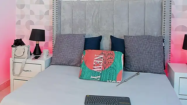 Snapshot of natasha_moreno chatting on September 13, 2025, 12:27 pm natasha moreno online show from September 13, 2025, 12:27 pm