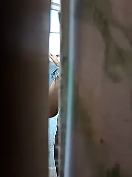 WholeAltimeter25 online show from November 5, 2025, 3:53 am