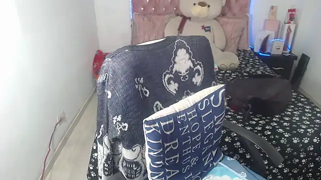 patty squirt  online show from October 29, 2025, 2:43 am