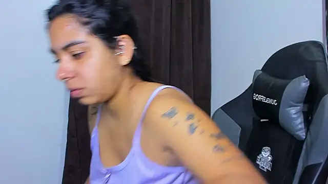 Snapshot of violet_and_myers chatting on February 10, 2026, 11:53 am violet and myers online show from February 10, 2026, 11:53 am