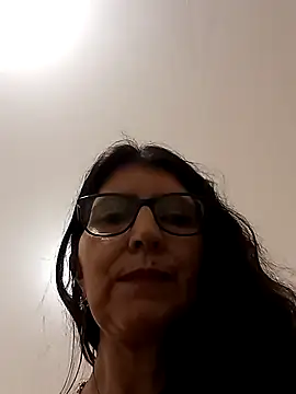 swity foster online show from November 12, 2025, 1:48 pm