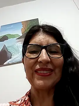 swity foster online show from November 4, 2025, 9:46 am