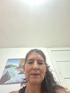 Snapshot of swity_foster chatting on April 9, 2026, 2:45 pm swity foster online show from April 9, 2026, 2:45 pm