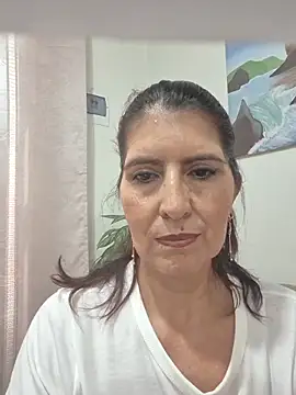 Snapshot of swity_foster chatting on May 14, 2026, 4:15 pm swity foster online show from May 14, 2026, 4:15 pm