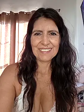 Snapshot of swity_foster chatting on March 19, 2026, 1:33 pm swity foster online show from March 19, 2026, 1:33 pm
