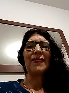 swity foster online show from October 16, 2025, 8:33 am