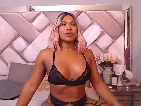 Ashleyroberst online show from November 7, 2025, 10:09 am