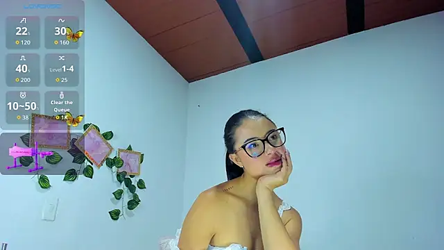 Evelinmiller9 online show from September 24, 2025, 1:35 am