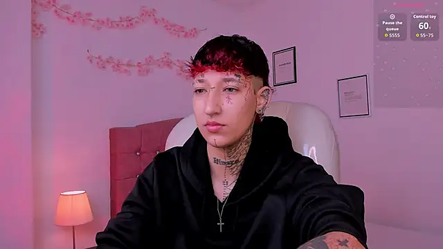 Luci Rose online show from April 9, 2026, 5:08 pm