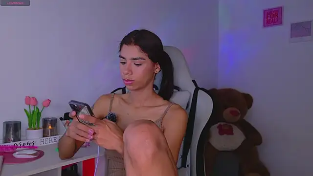 BrunetteAdams001 online show from January 10, 2026, 3:35 am