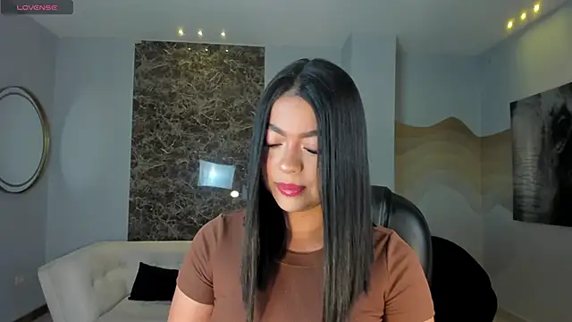 Snapshot of NataliaGaret chatting on June 6, 2026, 10:42 am NataliaGaret online show from June 6, 2026, 10:42 am