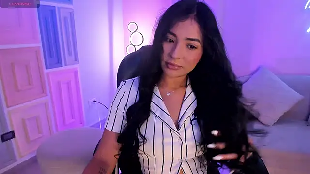 AyshelBrown online show from October 24, 2025, 4:55 am