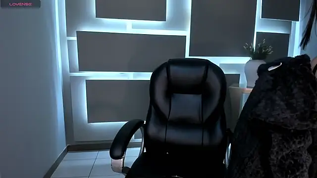 Snapshot of MilaColeman chatting on September 19, 2025, 2:04 am MilaColeman online show from September 19, 2025, 2:04 am