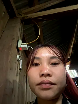 Snapshot of EllyBaby20 chatting on December 3, 2025, 12:33 am EllyBaby20 online show from December 3, 2025, 12:33 am