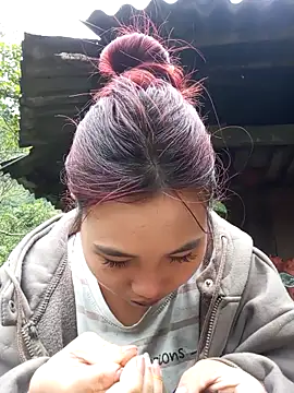 Snapshot of EllyBaby20 chatting on November 21, 2025, 1:59 am EllyBaby20 online show from November 21, 2025, 1:59 am